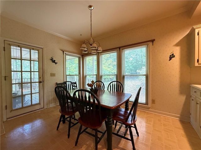 4651 Deep Creek NE Drive, Sugar Hill, GA 30518