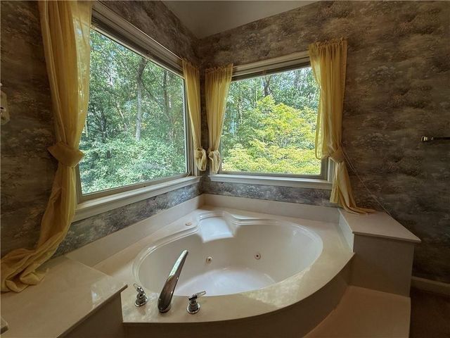 4651 Deep Creek Drive NE, Sugar Hill, GA 30518