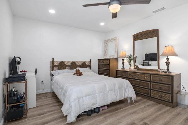 9947 Cleary Street, Santee, CA 92071