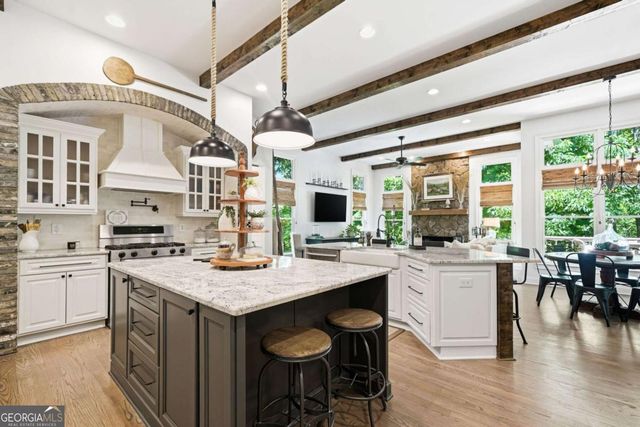 214 Heritage Town Parkway, Canton, GA 30115