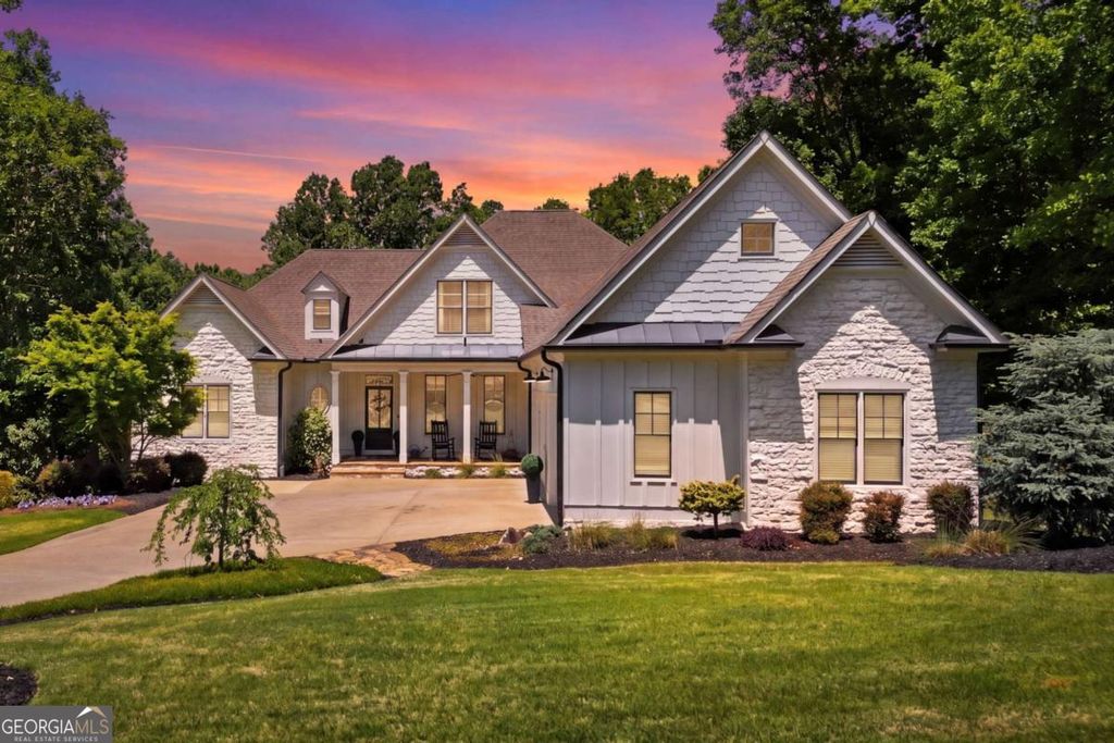 214 Heritage Town Parkway, Canton, GA 30115