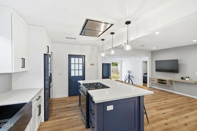 2534 El Sol Avenue, Altadena, CA 91001