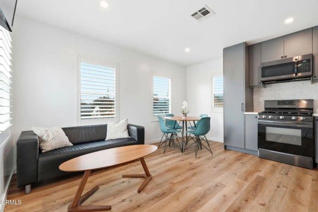 2534 El Sol Avenue, Altadena, CA 91001