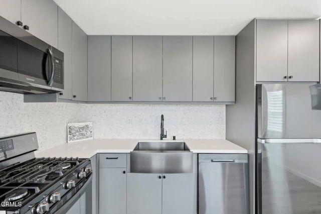 2534 El Sol Avenue, Altadena, CA 91001