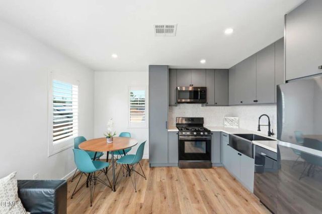 2534 El Sol Avenue, Altadena, CA 91001