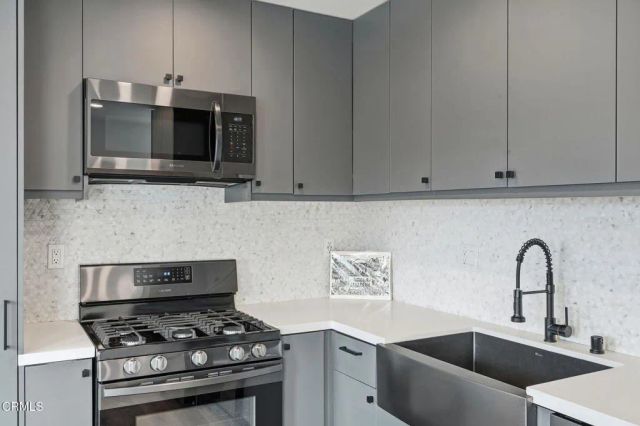 2534 El Sol Avenue, Altadena, CA 91001