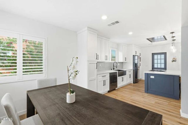 2534 El Sol Avenue, Altadena, CA 91001