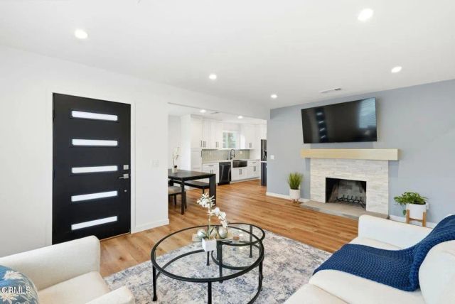 2534 El Sol Avenue, Altadena, CA 91001