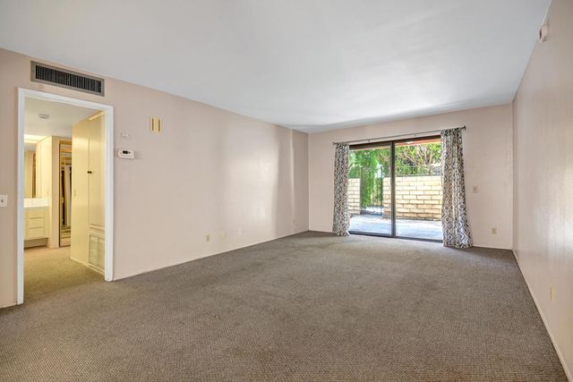 1407 N Sunrise Way 18, Palm Springs, CA 92262