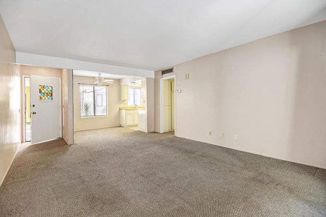 1407 N Sunrise Way 18, Palm Springs, CA 92262