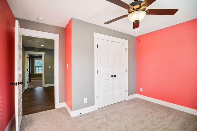 237 Wade Hampton Ln, Clarksville, TN 37040