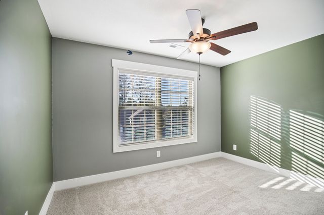 237 Wade Hampton Ln, Clarksville, TN 37040