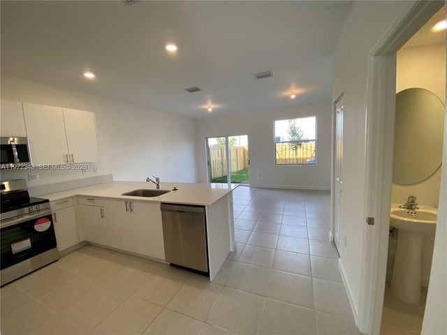 16227 SW 292 street, Miami, FL 33033