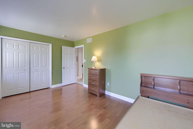 12 COLORADO AVE, Reading, PA 19608