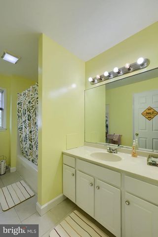 12 COLORADO AVE, Reading, PA 19608