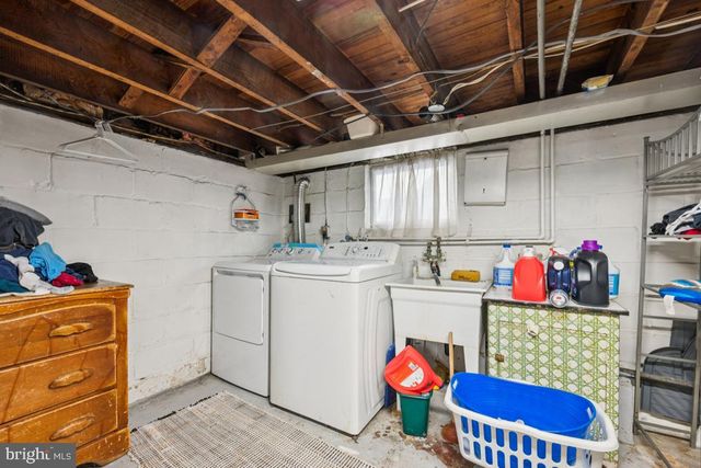 211 LANDIS AVE, Oaklyn, NJ 08107