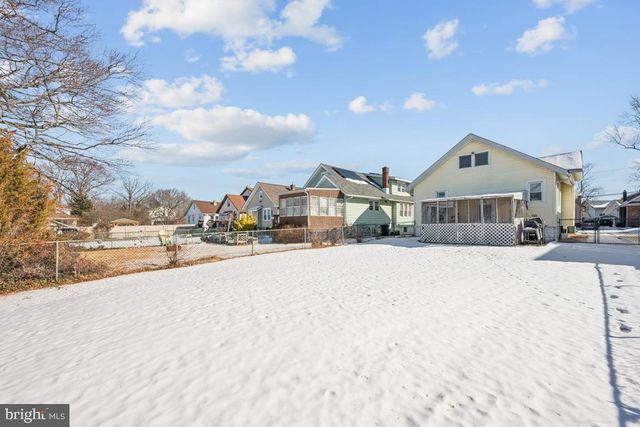 211 LANDIS AVE, Oaklyn, NJ 08107