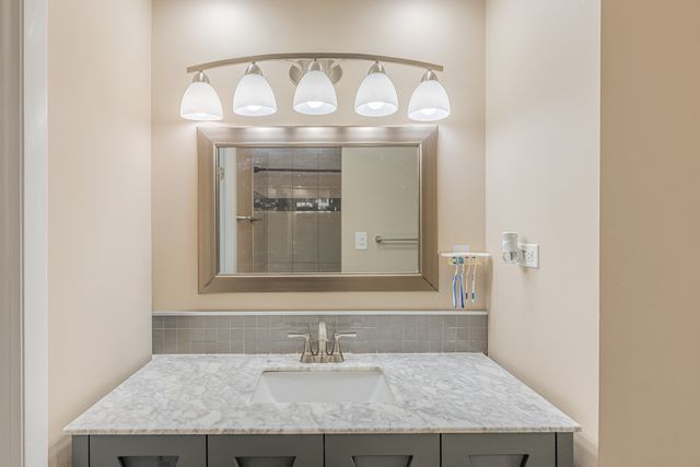 2110 STANLEY Court, Schaumburg, IL 60194