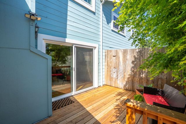 331 Walnut Avenue, Santa Cruz, CA 95060