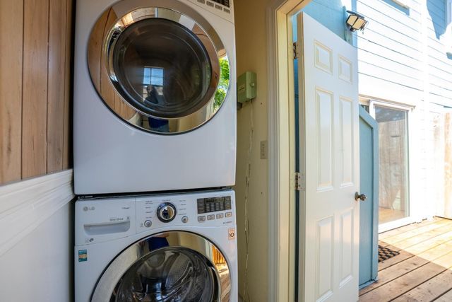 331 Walnut Avenue, Santa Cruz, CA 95060