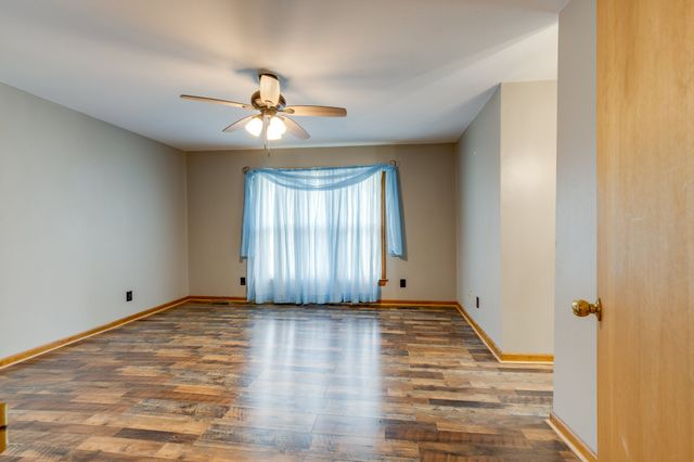 4058 Old State Rd, Hampshire, TN 38461