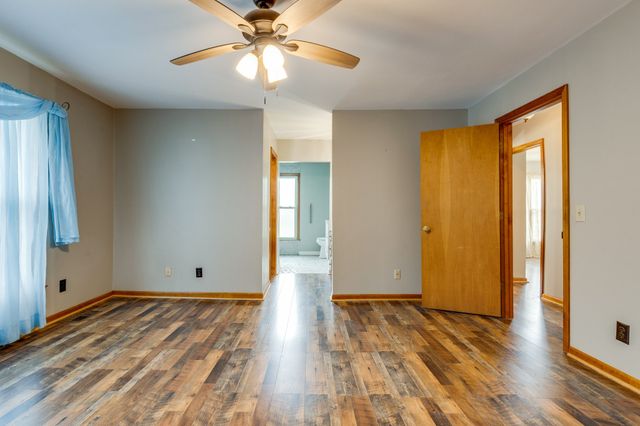 4058 Old State Rd, Hampshire, TN 38461