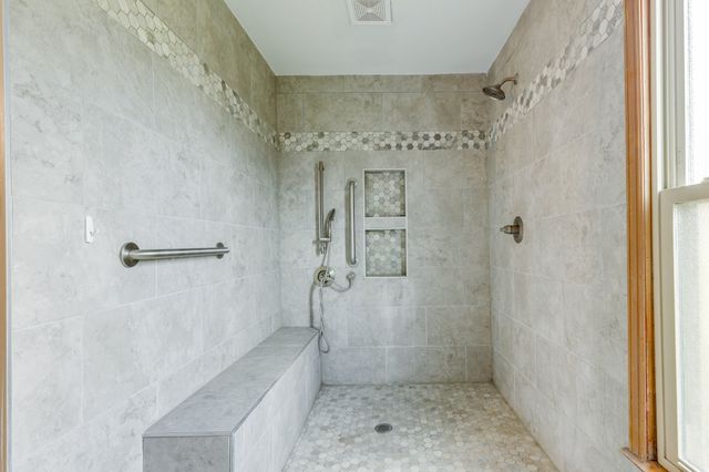 4058 Old State Rd, Hampshire, TN 38461