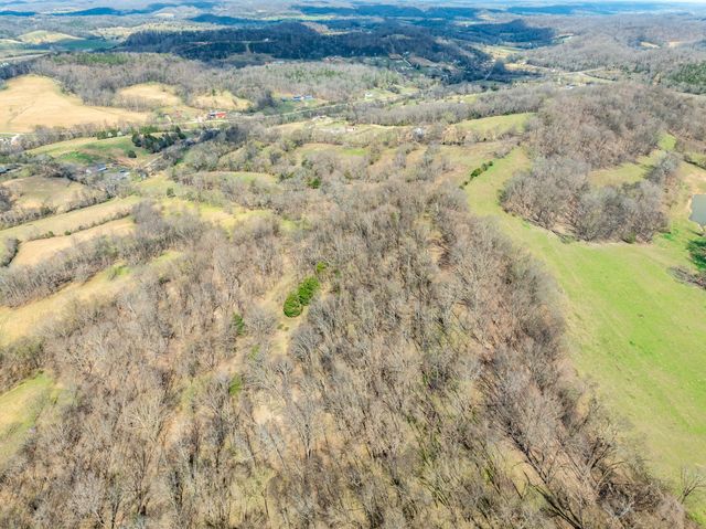 4058 Old State Rd, Hampshire, TN 38461