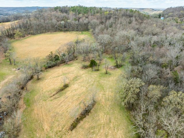 4058 Old State Rd, Hampshire, TN 38461