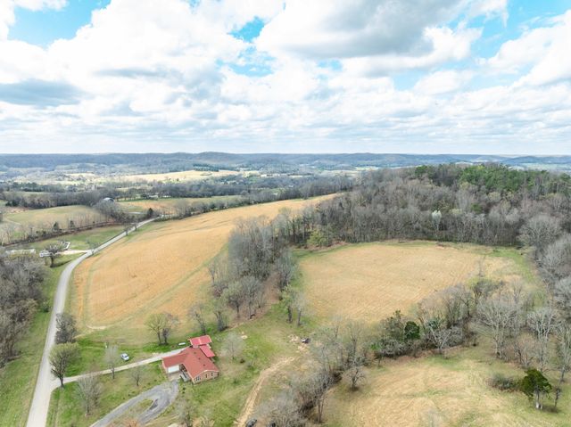 4058 Old State Rd, Hampshire, TN 38461