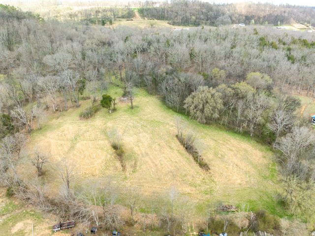 4058 Old State Rd, Hampshire, TN 38461