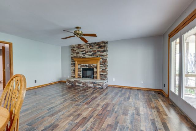 4058 Old State Rd, Hampshire, TN 38461