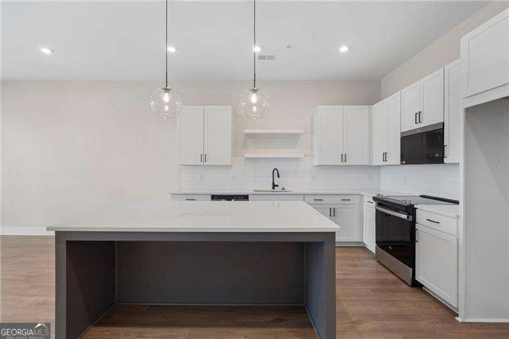 990 Bibbs Circle 34, Atlanta, GA 30318 — photo 4