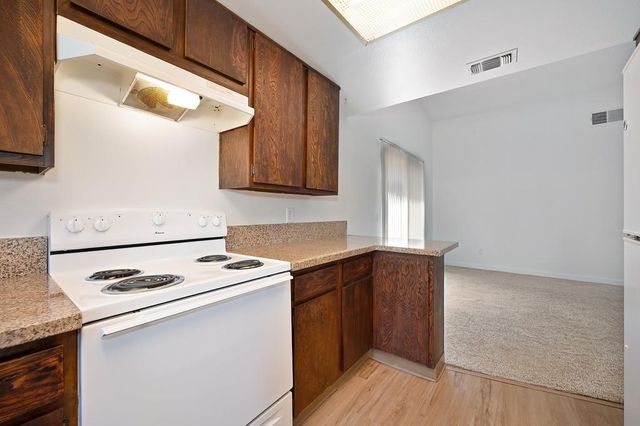 7252 Parkvale Way, Citrus Heights, CA 95621