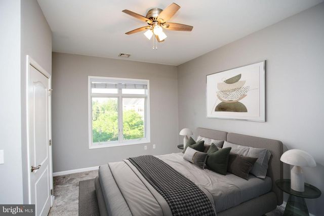 525 CARSON TER, Huntingdon Valley, PA 19006