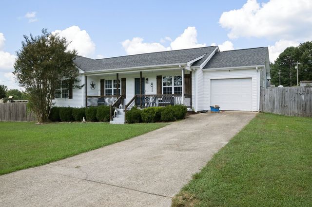 81 Patterson Cir, Mc Ewen, TN 37101