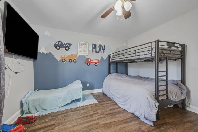 81 Patterson Cir, Mc Ewen, TN 37101