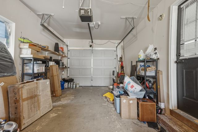81 Patterson Cir, Mc Ewen, TN 37101