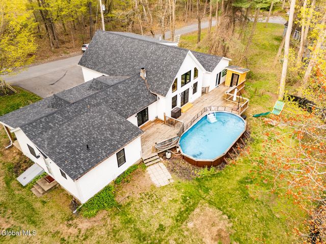 10 E Branch Drive, Queensbury, NY 12804