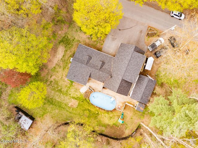 10 E Branch Drive, Queensbury, NY 12804