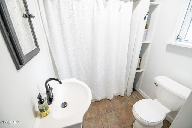 10 E Branch Drive, Queensbury, NY 12804