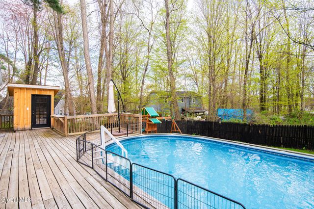 10 E Branch Drive, Queensbury, NY 12804