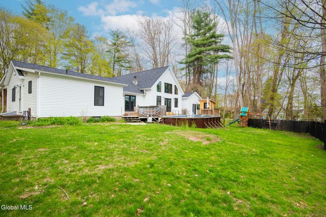 10 E Branch Drive, Queensbury, NY 12804