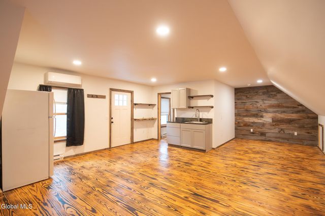 10 E Branch Drive, Queensbury, NY 12804