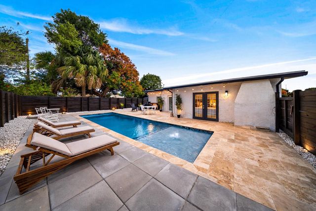 801 SE 15th Street, Stuart, FL 34994