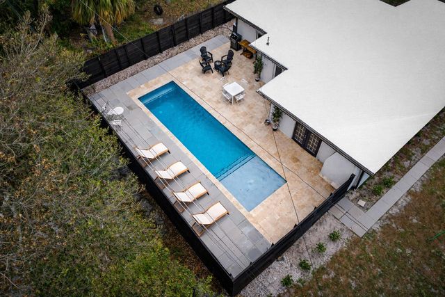 801 SE 15th Street, Stuart, FL 34994