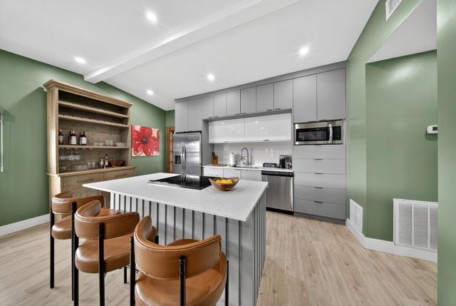 801 SE 15th Street, Stuart, FL 34994