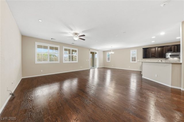 219 Sunset Shower Drive, Henderson, NV 89012