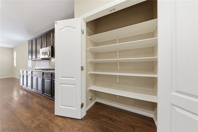 219 Sunset Shower Drive, Henderson, NV 89012