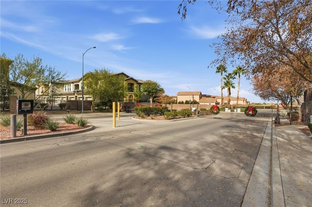 219 Sunset Shower Drive, Henderson, NV 89012